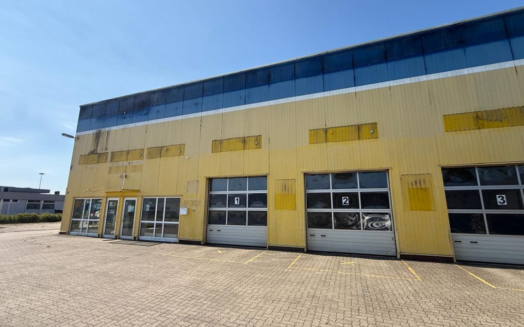 Rückrüstung einer Werbeanlage in Weitin / Neubrandenburg