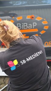 Fahrzeugbeschriftung eines Pflegedienstes in Oberhausen