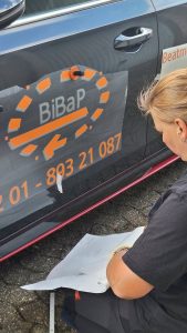 Kia ProCeed mit Fahrzeugbeschriftung für BiBaP in Oberhausen